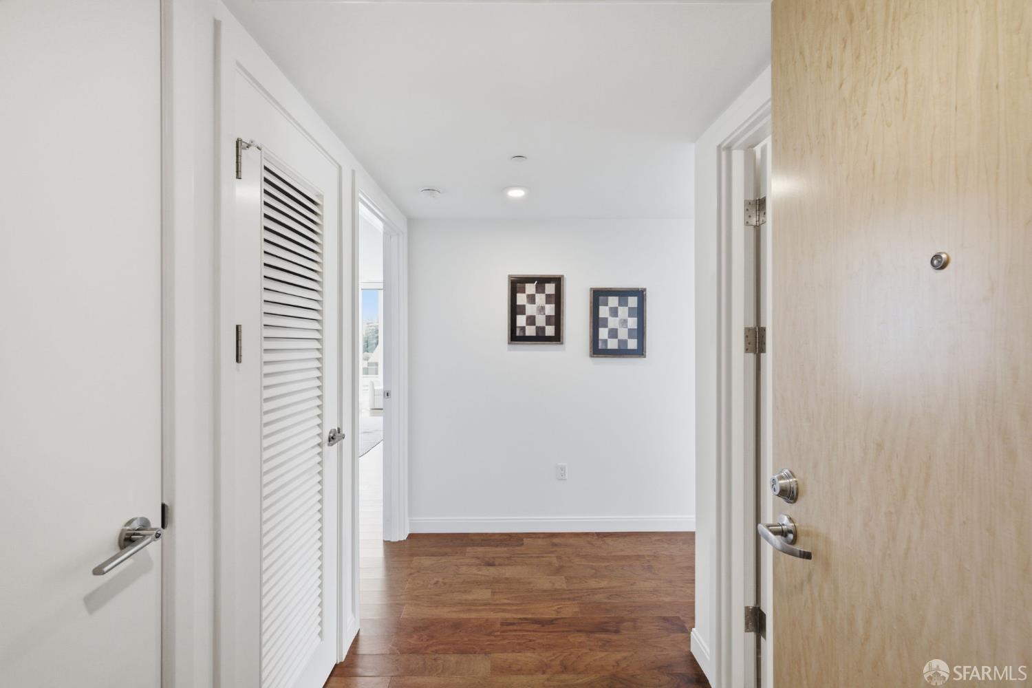 Photo #2: 426140459 Listing: Photo #2