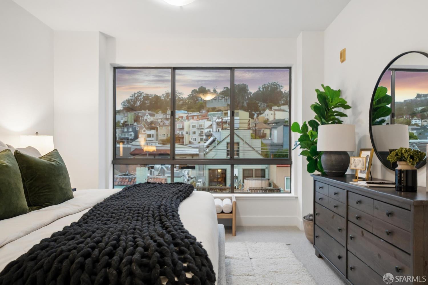 Photo #8: 426140413 Listing: Photo #8