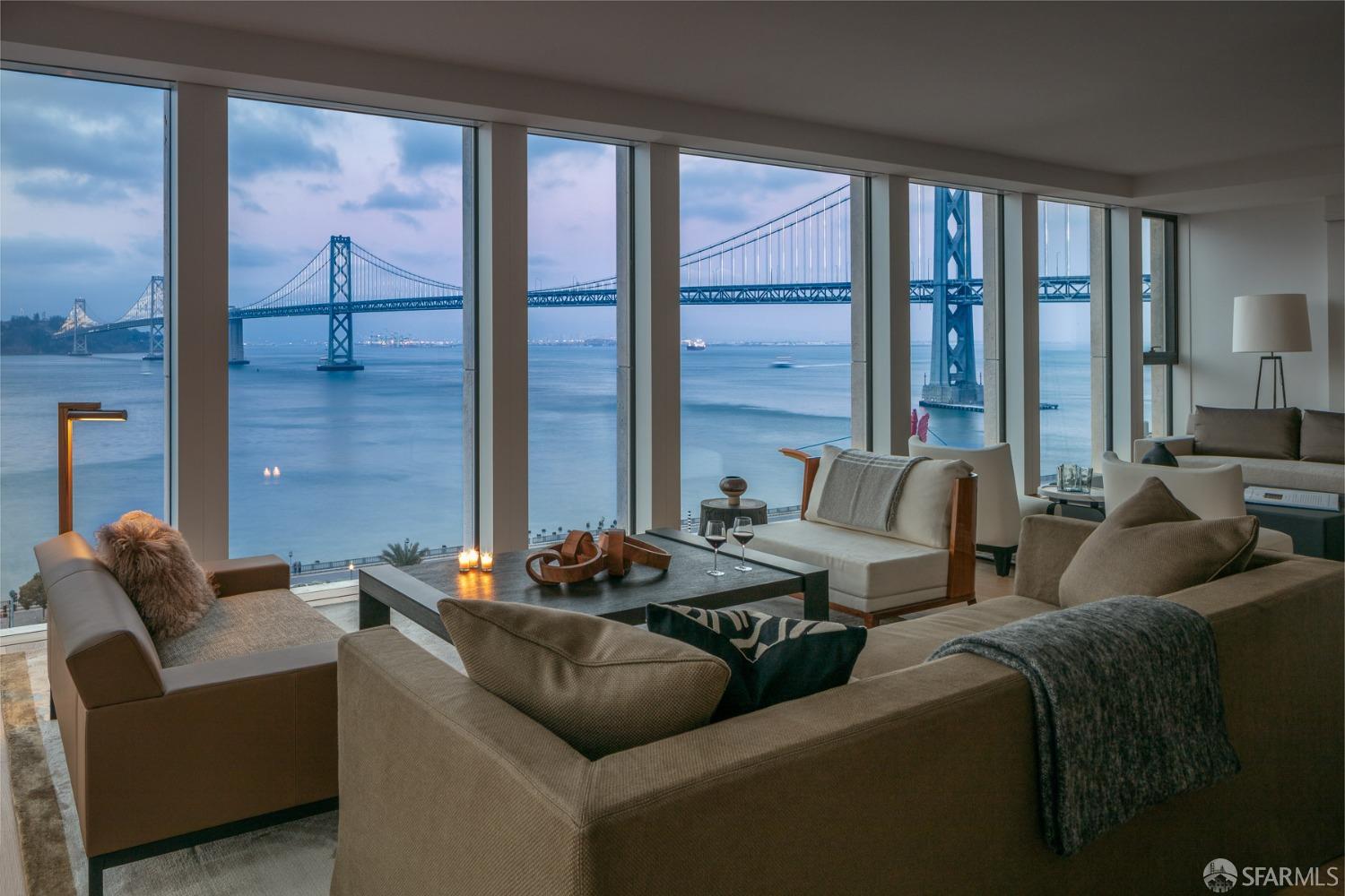 Photo #1: 426140635 Listing: Photo #1