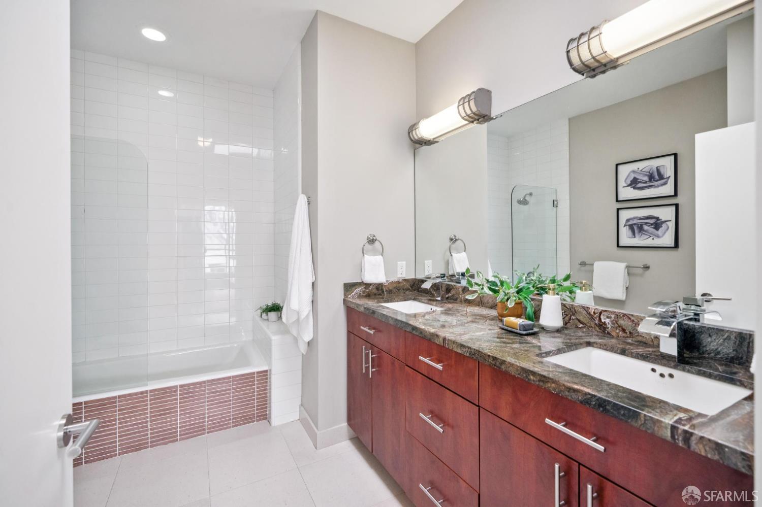 Photo #39: 426140413 Listing: Photo #39