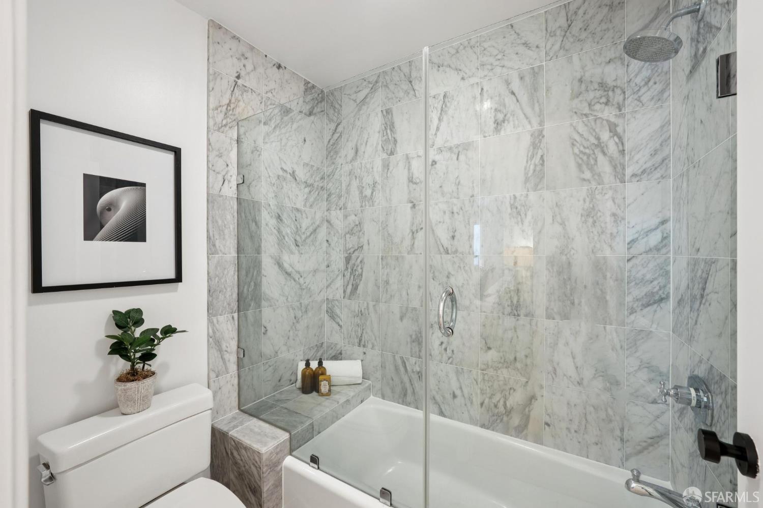 Photo #33: 426138231 Listing: Photo #33