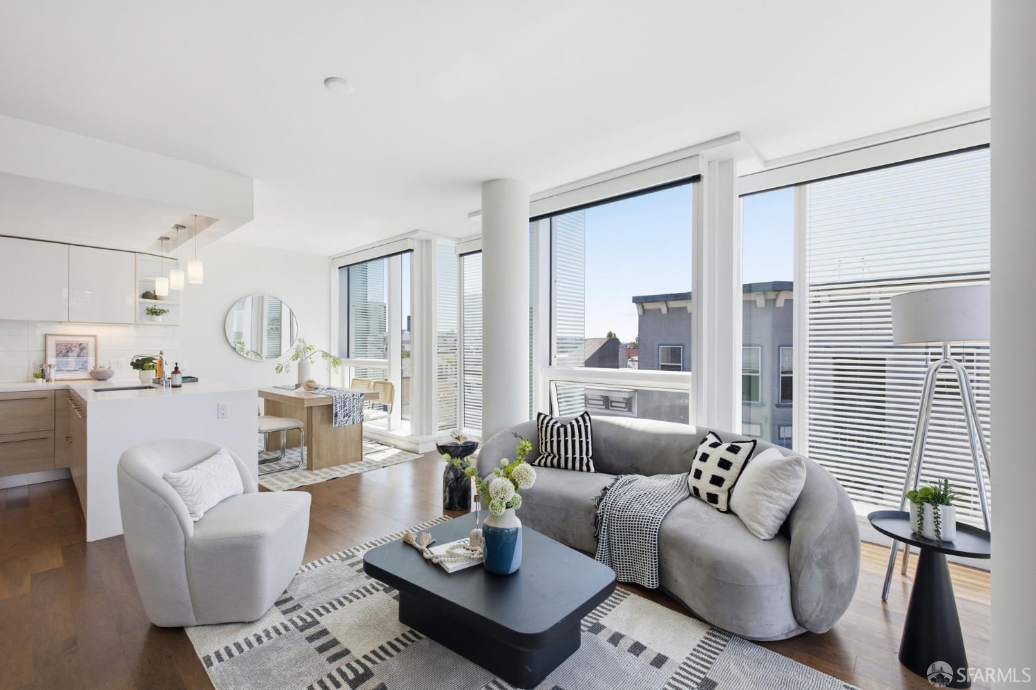 Photo #8: 426140459 Listing: Photo #8