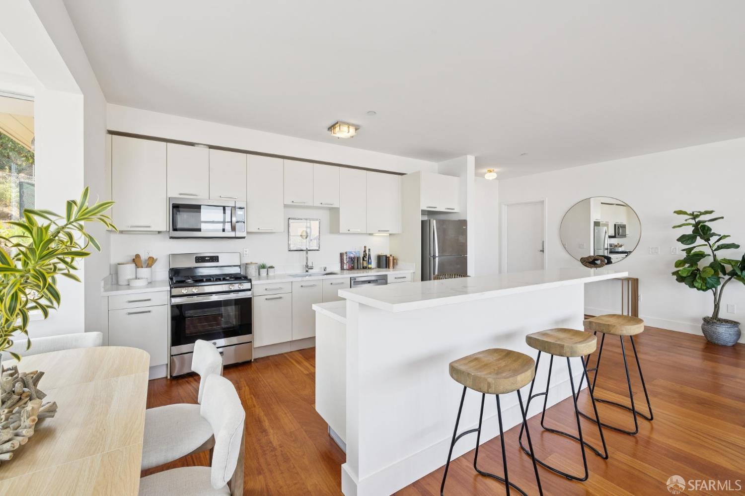 Photo #9: 426140897 Listing: Photo #9