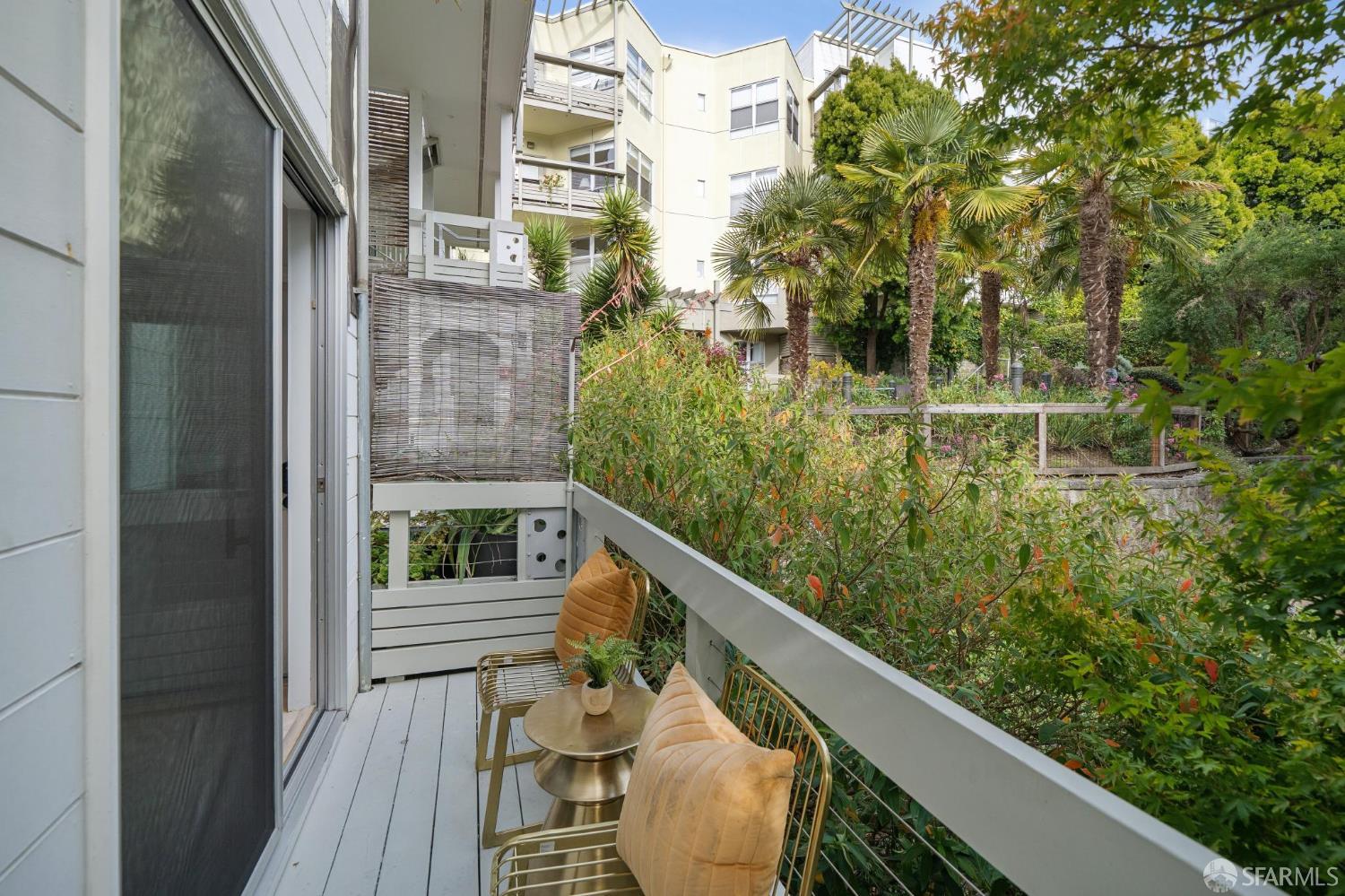 Photo #6: 426137976 Listing: Photo #6