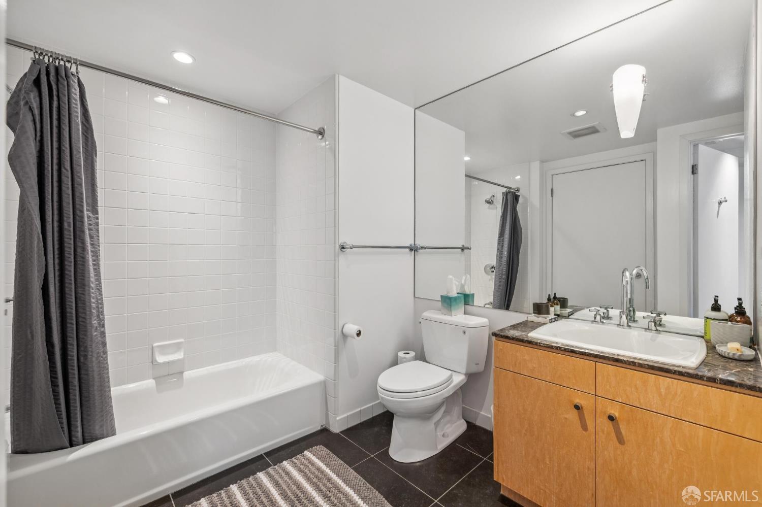 Photo #11: 426110233 Listing: Photo #11