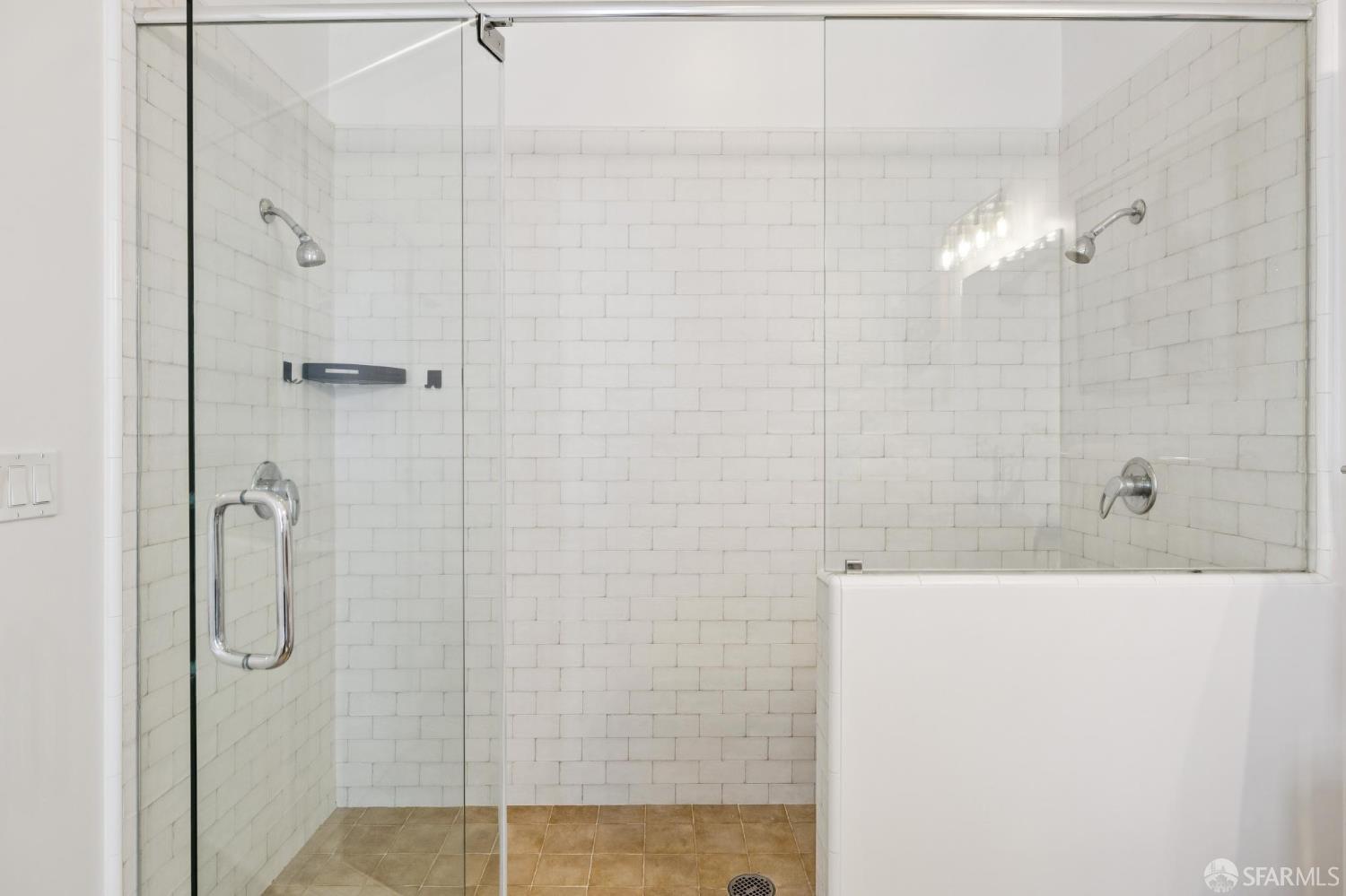 Photo #21: 426140897 Listing: Photo #21