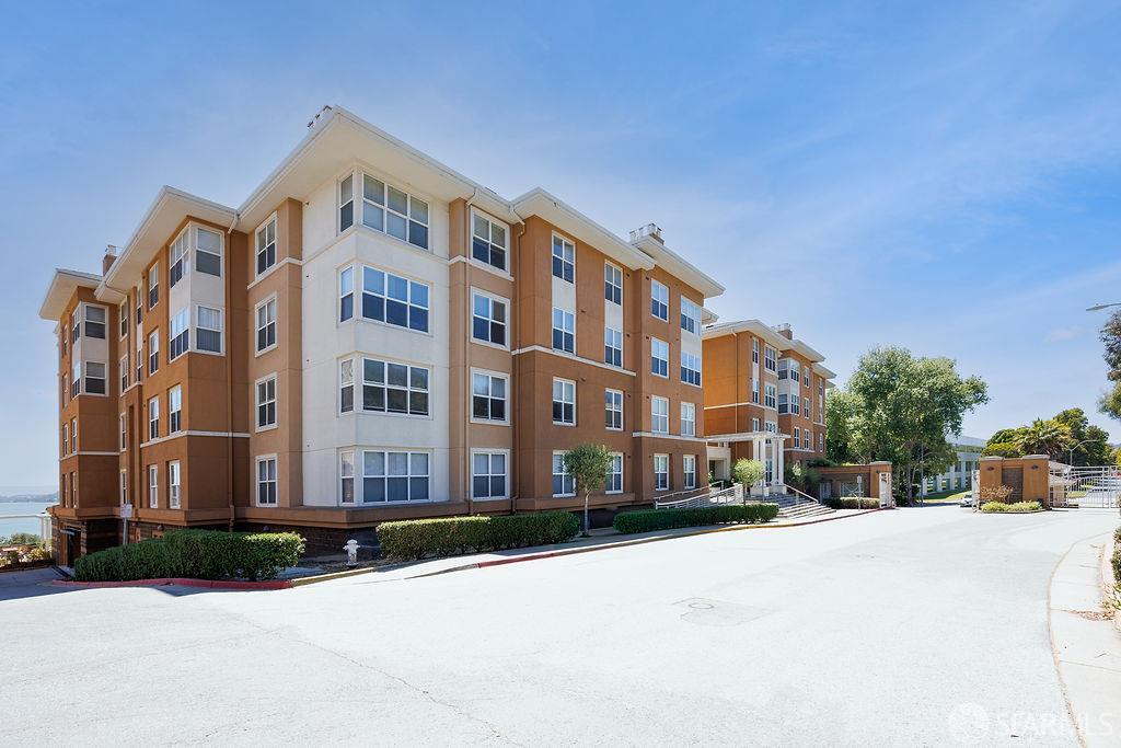 Photo #1: 426141604 Listing: Photo #1