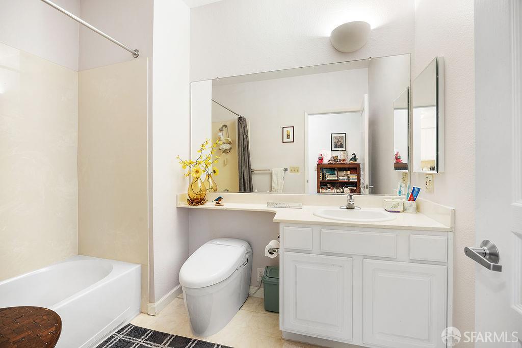 Photo #17: 426141604 Listing: Photo #17