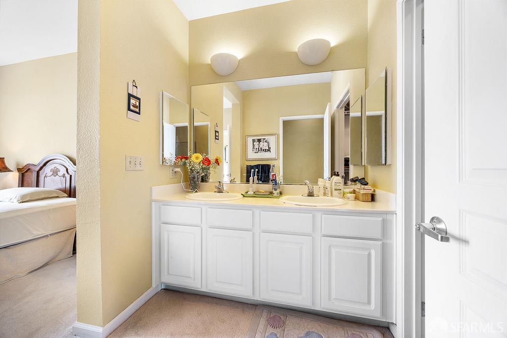 Photo #22: 426141604 Listing: Photo #22