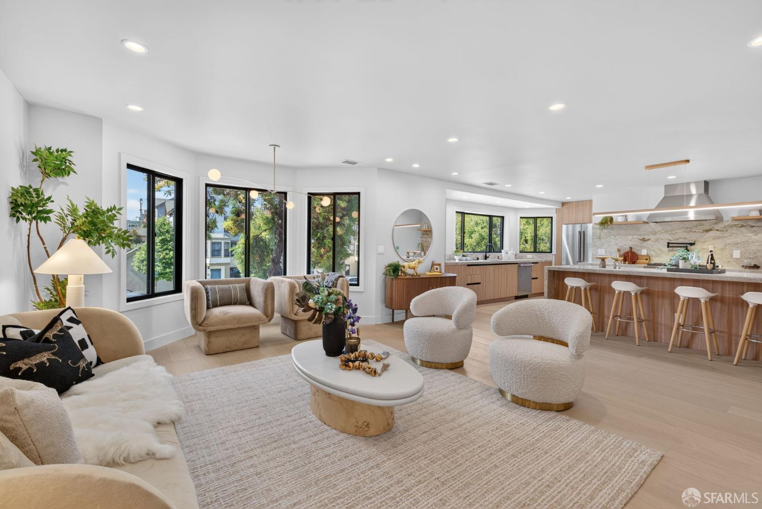 Photo #10: 426141816 Listing: Photo #10