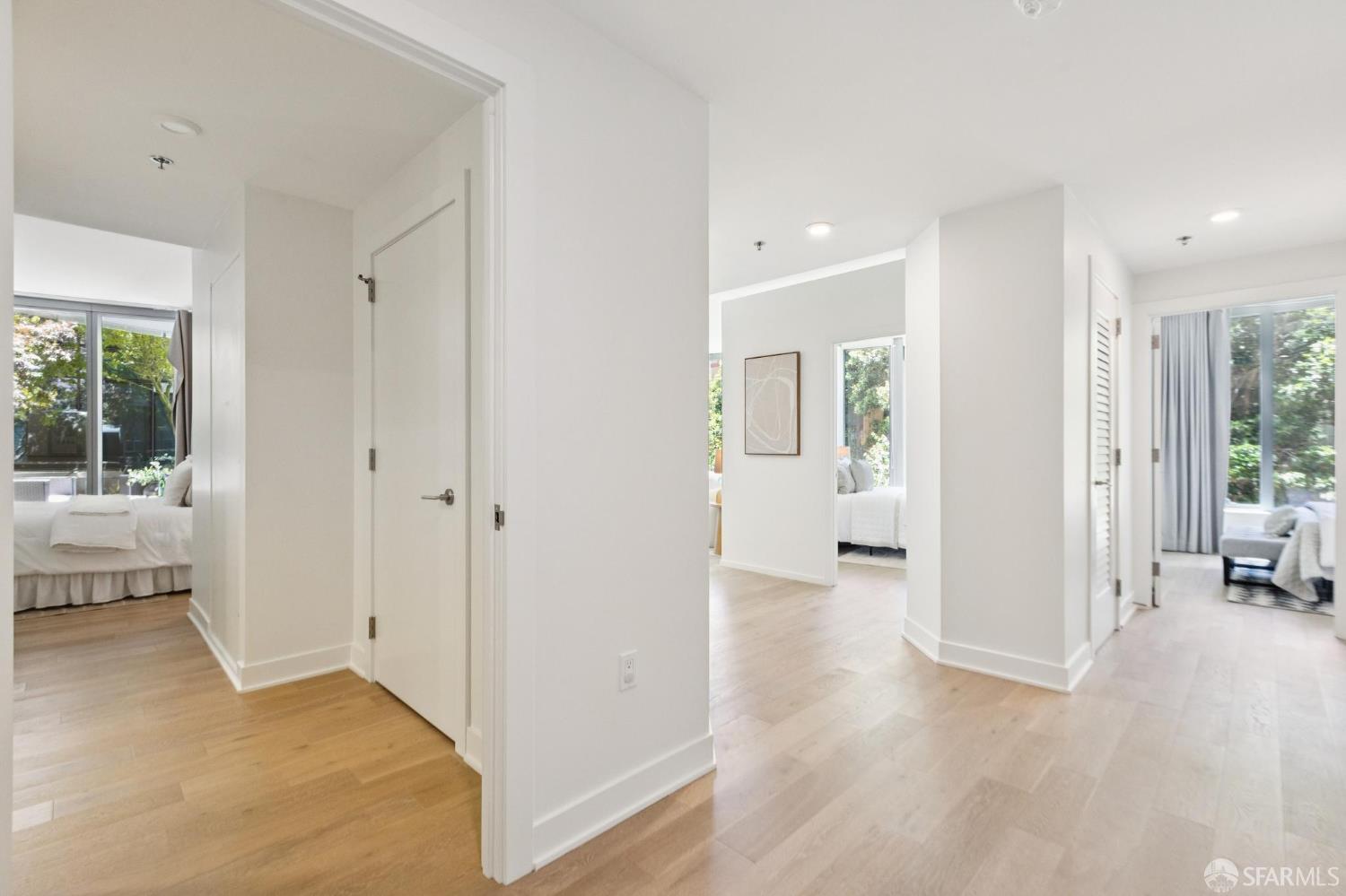 Photo #23: 426141998 Listing: Photo #23