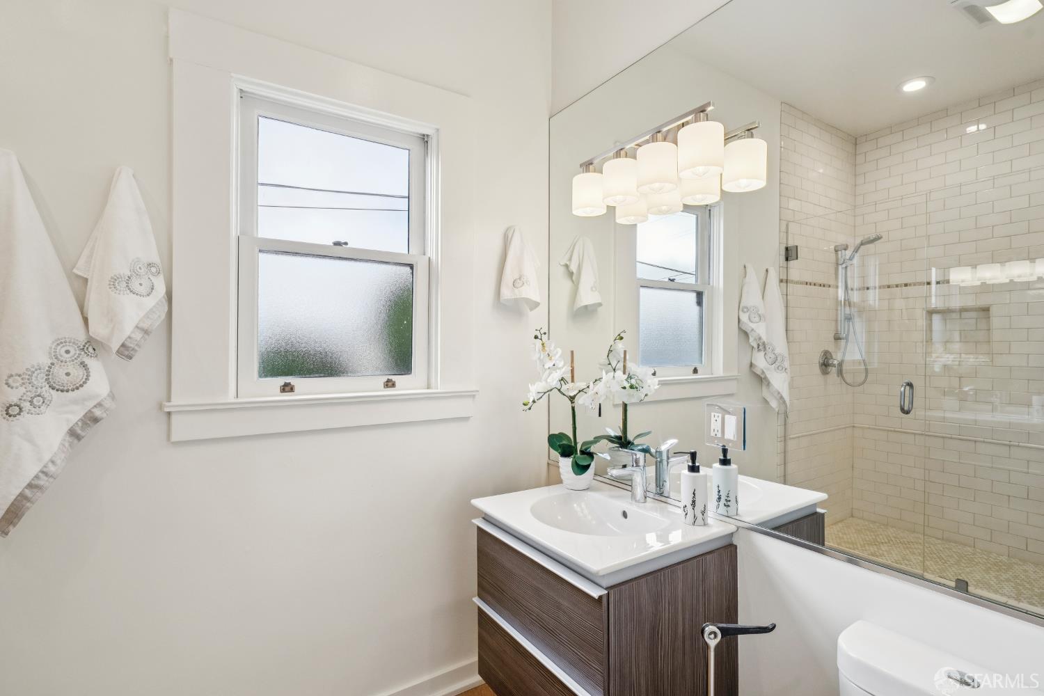 Photo #19: 426141024 Listing: Photo #19