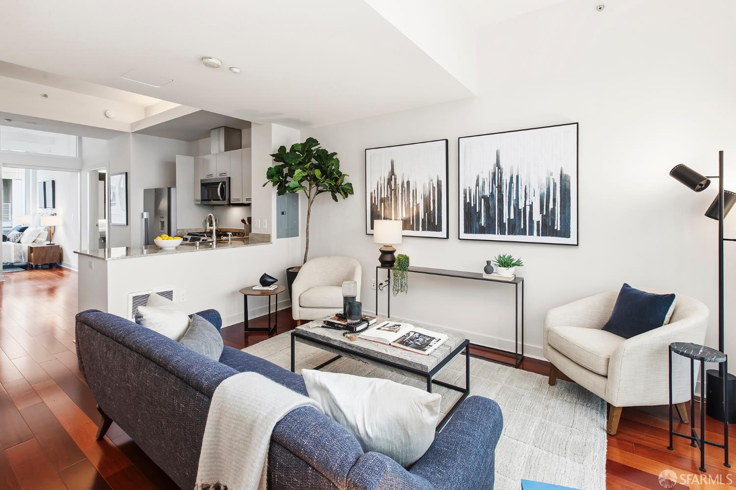 Photo #1: 426139816 Listing: Photo #1
