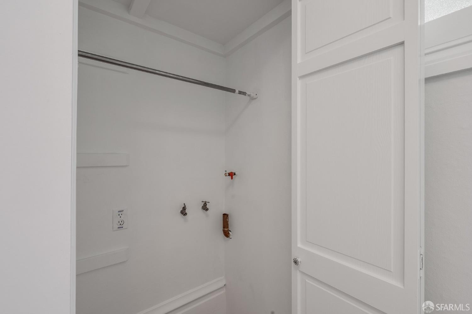 Photo #33: 426142465 Listing: Photo #33