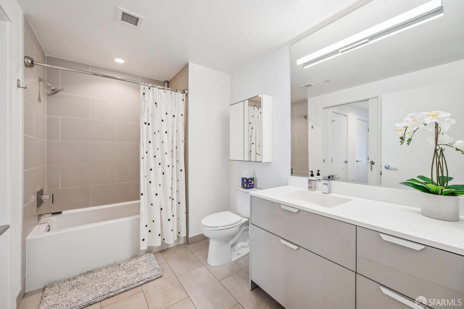 Photo #18: 426142500 Listing: Photo #18