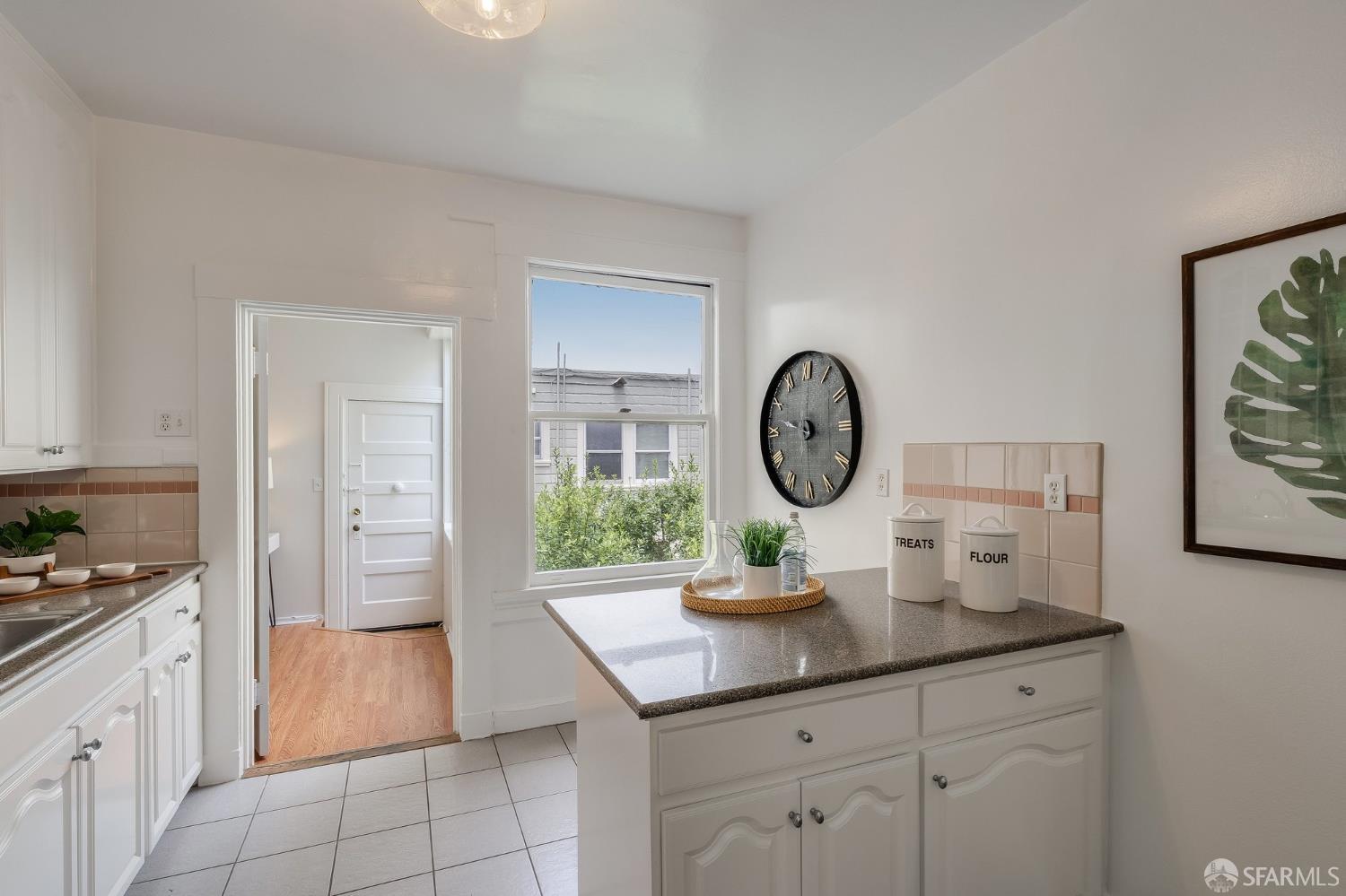 Photo #15: 426142465 Listing: Photo #15