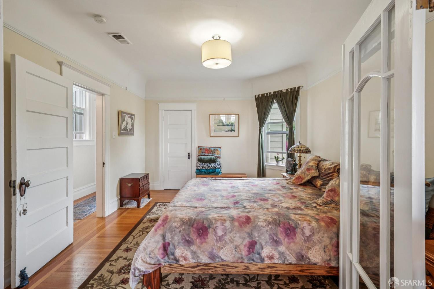 Photo #9: 426142249 Listing: Photo #9