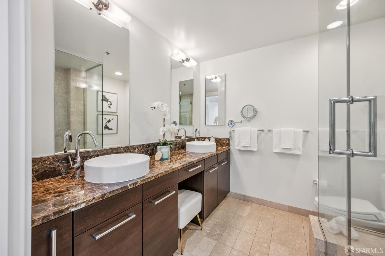 Photo #27: 426142143 Listing: Photo #27