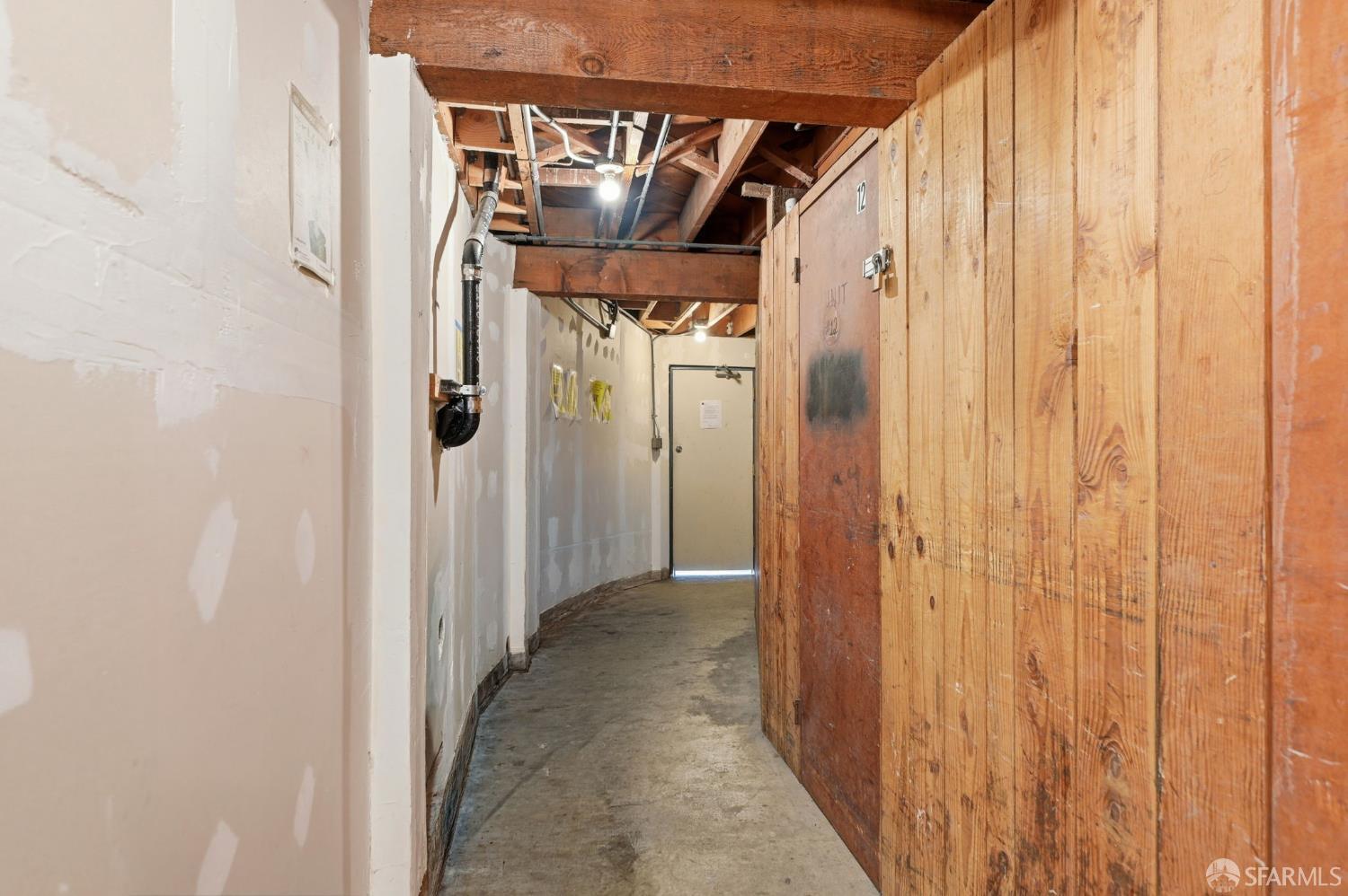 Photo #35: 426142560 Listing: Photo #35