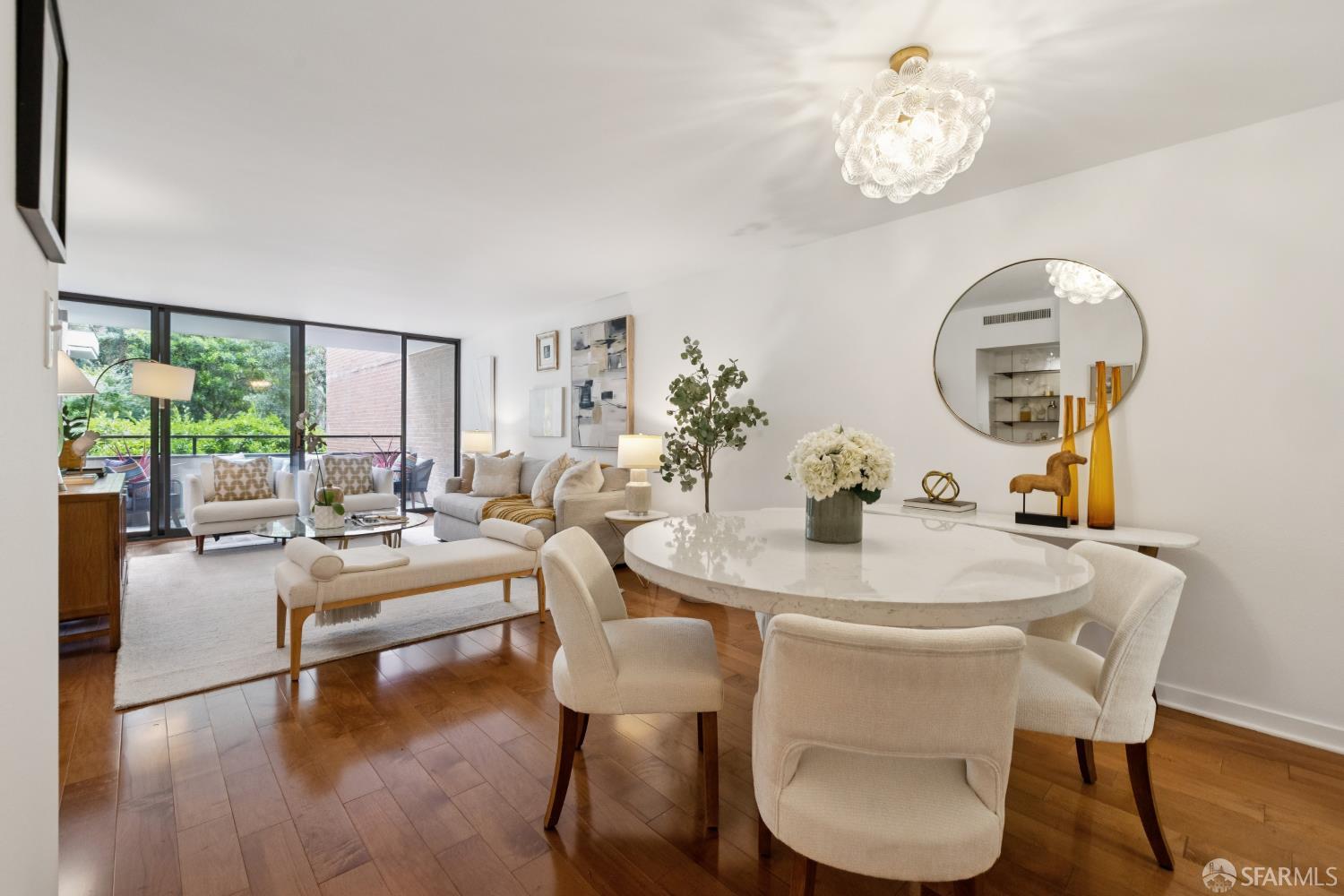 Photo #2: 426138059 Listing: Photo #2