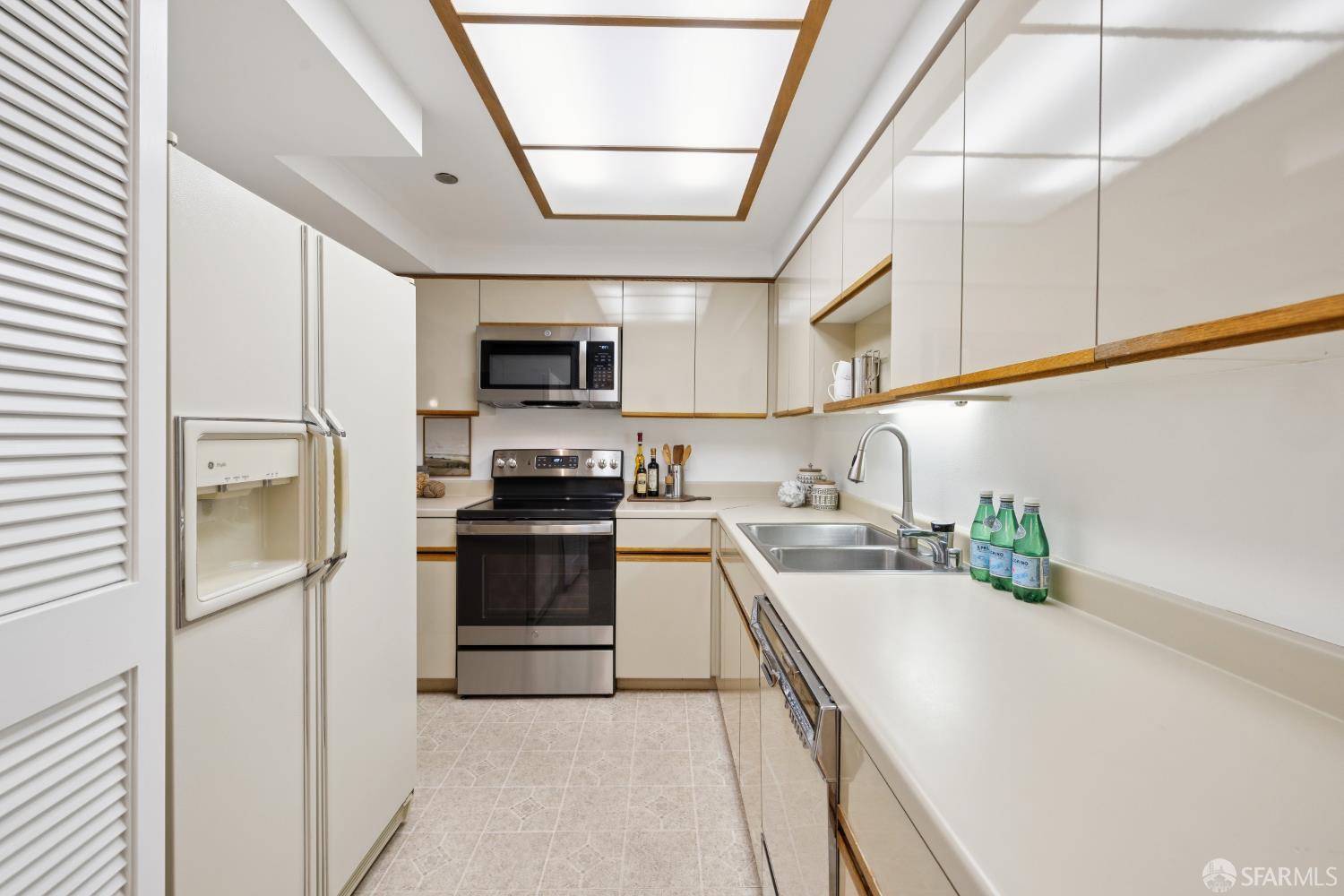 Photo #19: 426138059 Listing: Photo #19