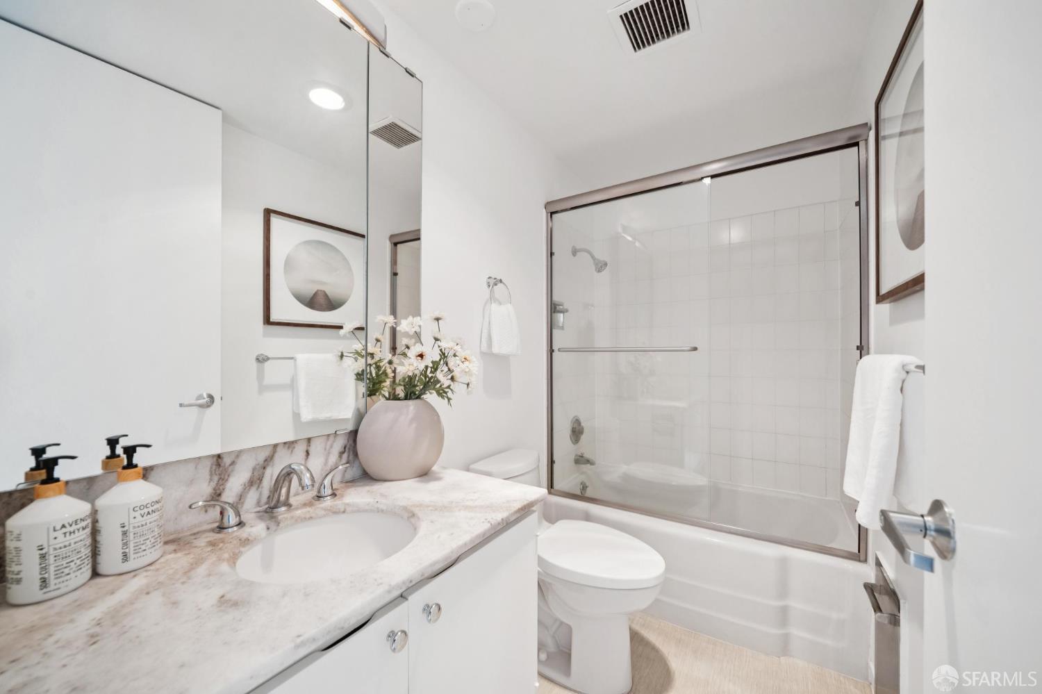 Photo #16: 426142865 Listing: Photo #16
