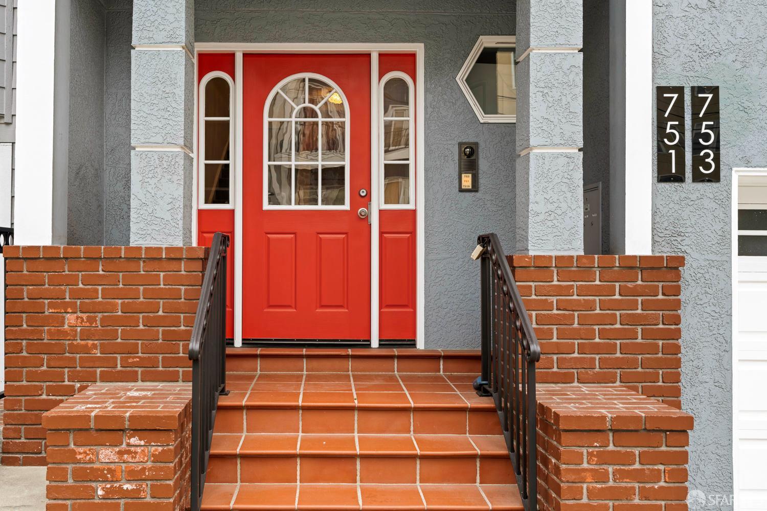 Photo #2: 426142949 Listing: Photo #2