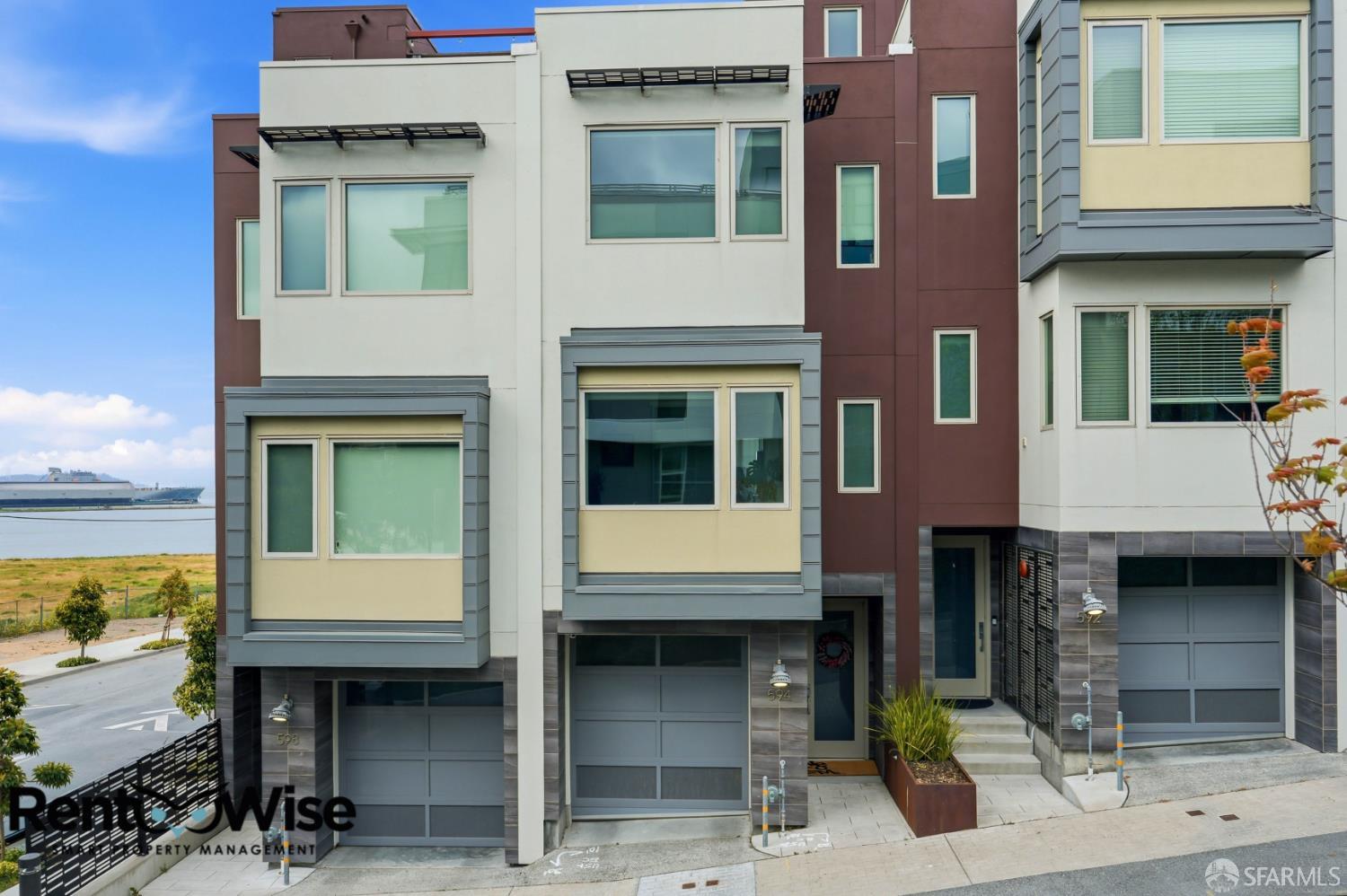 Photo #2: 426141637 Listing: Photo #2