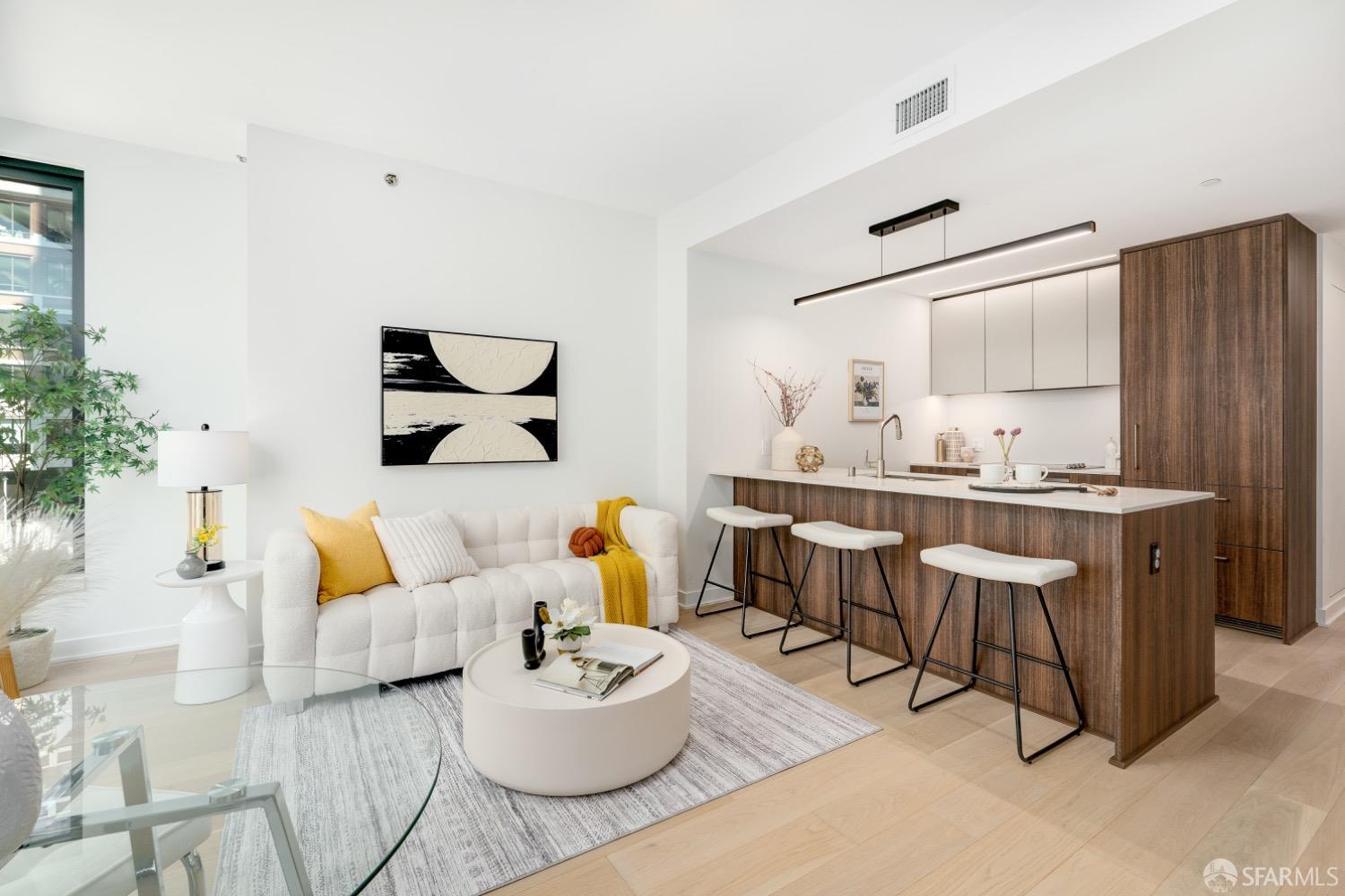 280 Spear Street # 2Q