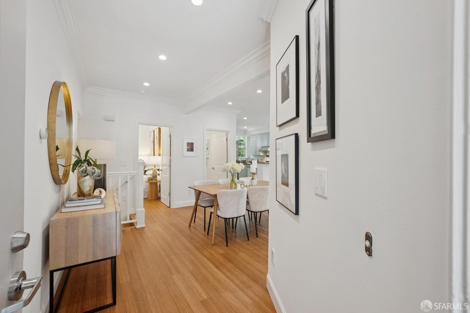 Photo #8: 426132176 Listing: Photo #8