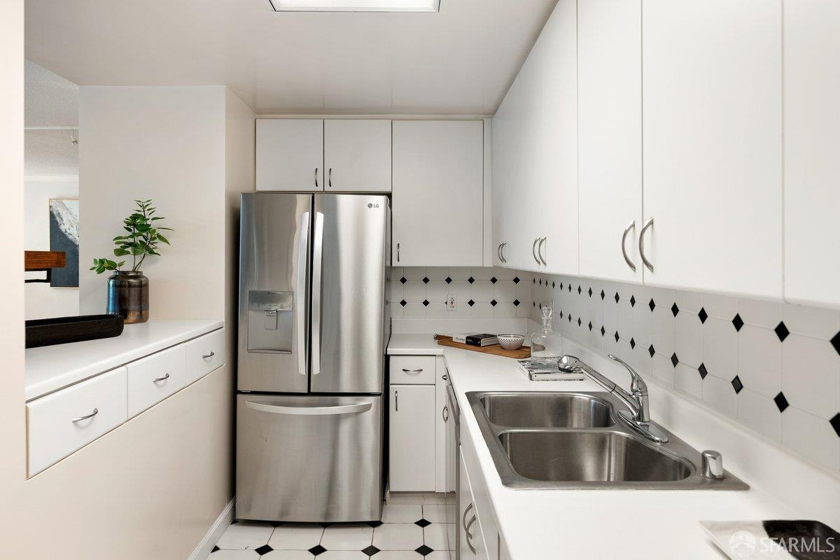 Photo #14: 426143849 Listing: Photo #14