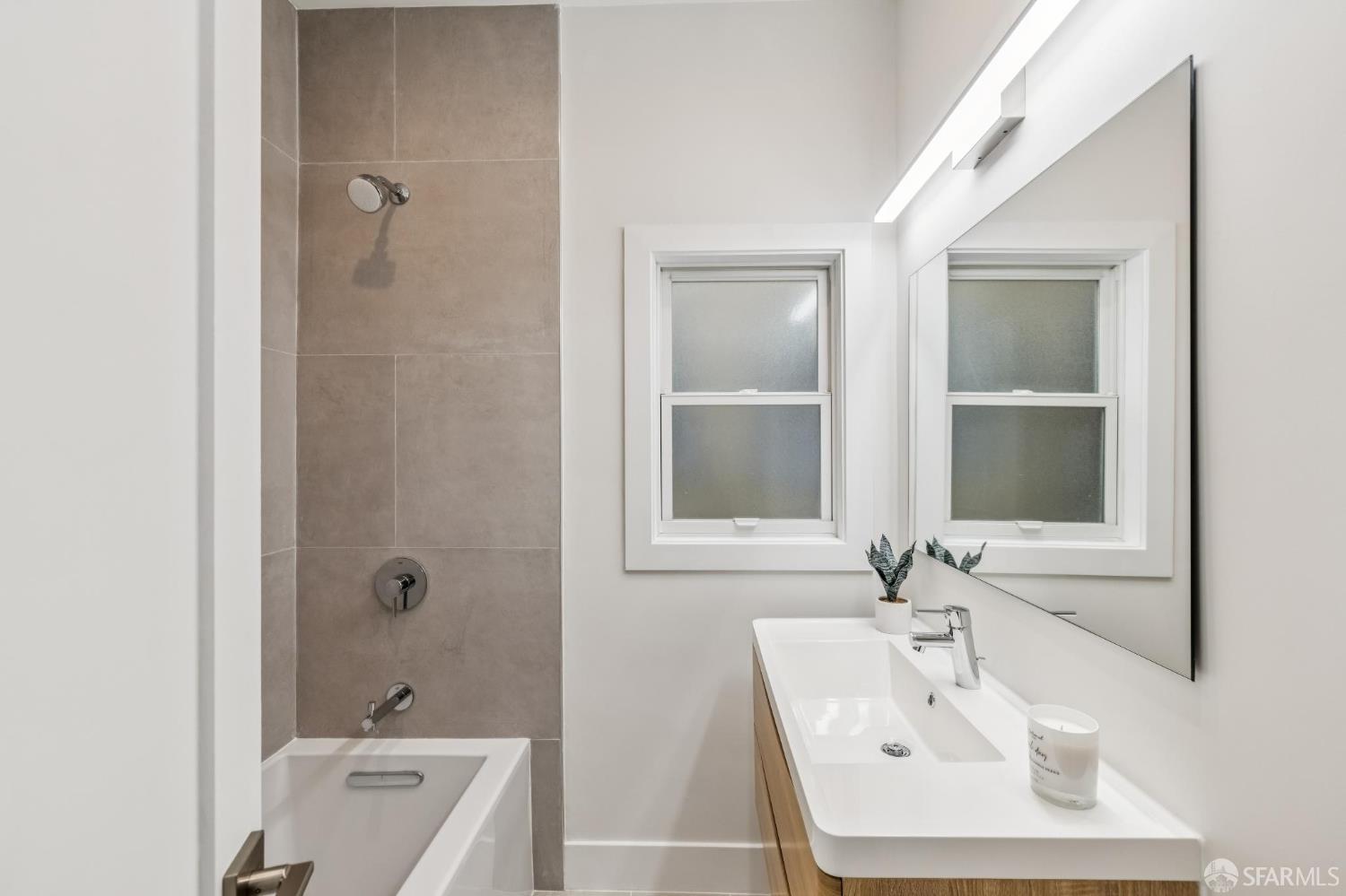 Photo #19: 426143884 Listing: Photo #19