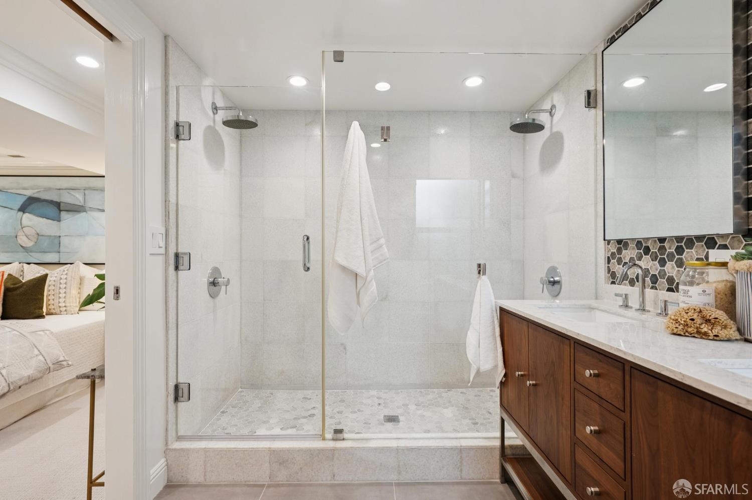 Photo #53: 426132176 Listing: Photo #53