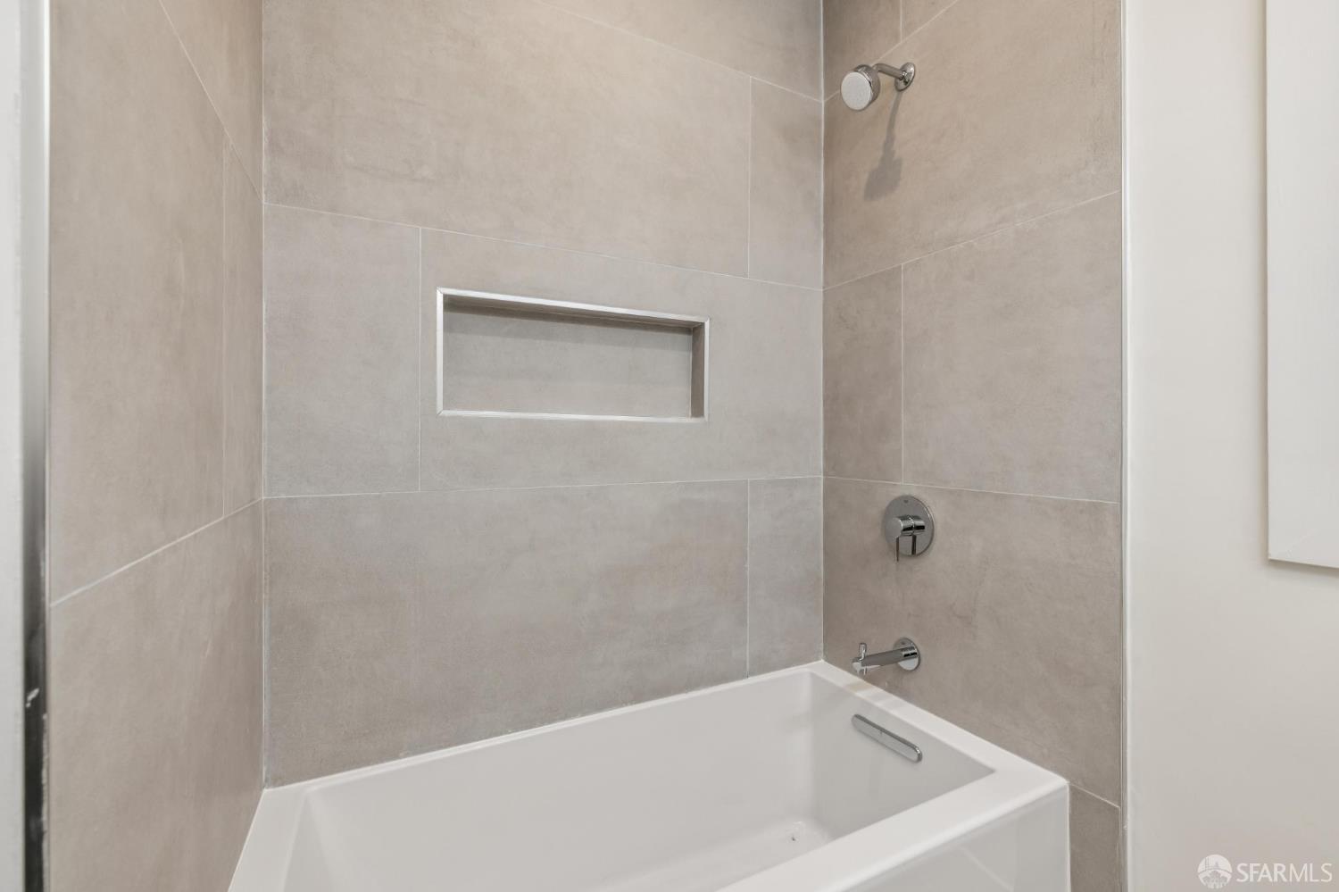 Photo #17: 426143884 Listing: Photo #17