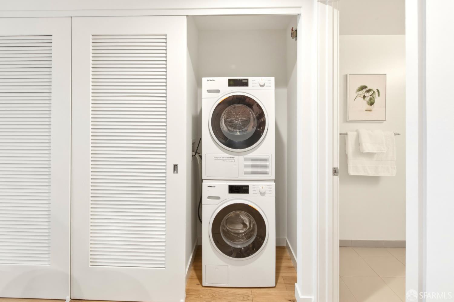Photo #11: 426143118 Listing: Photo #11