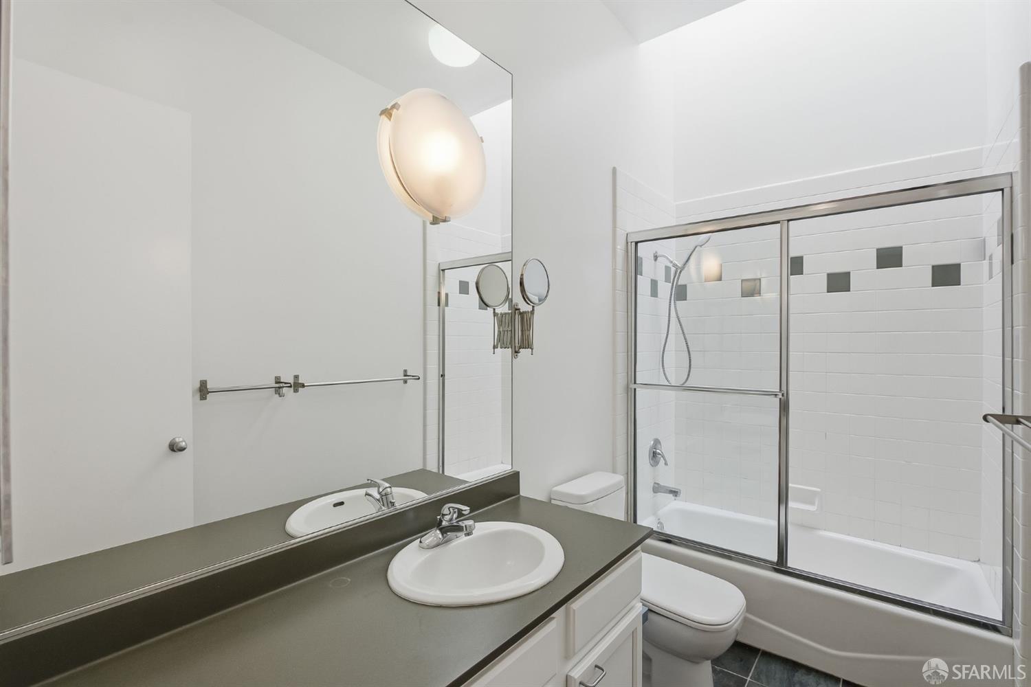 Photo #24: 426143684 Listing: Photo #24