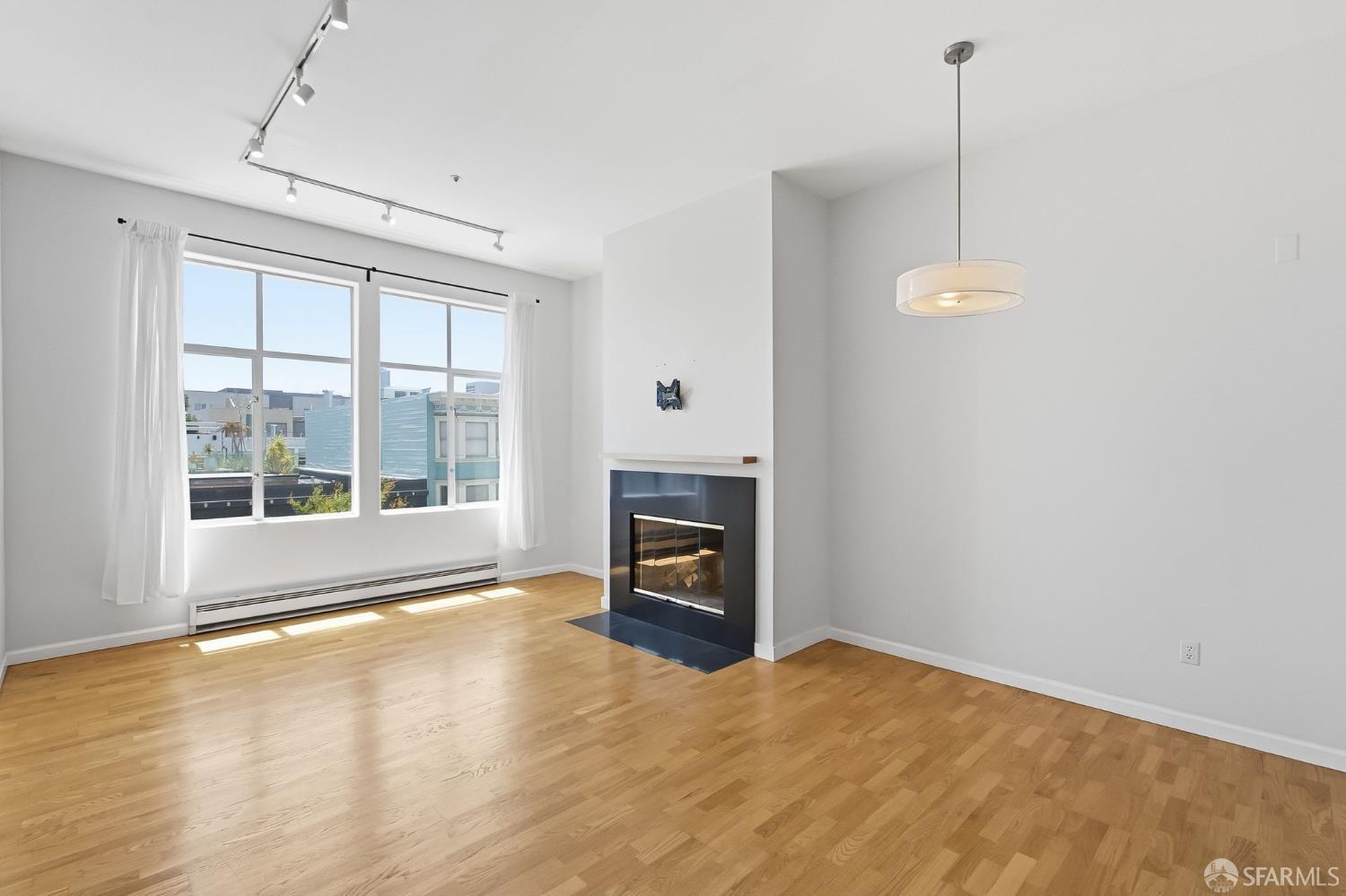 Photo #9: 426143684 Listing: Photo #9