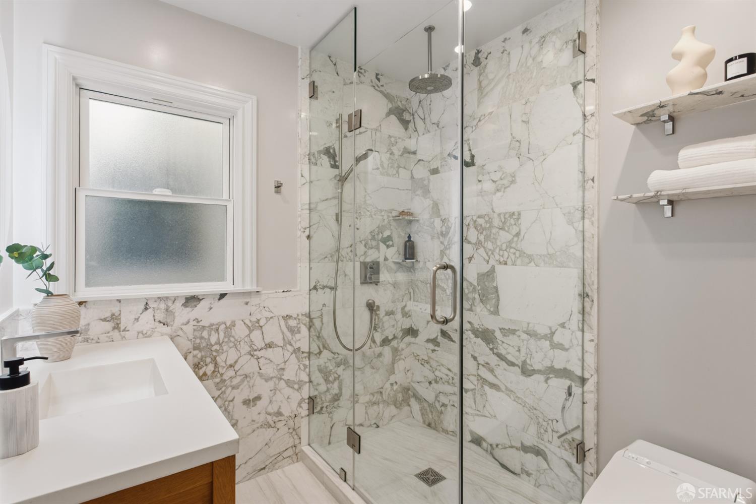 Photo #7: 426144616 Listing: Photo #7