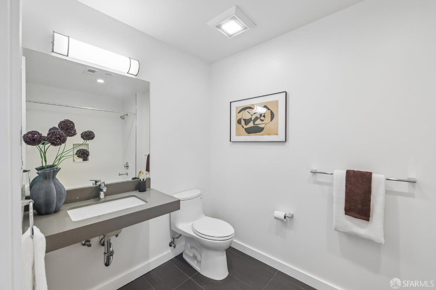 Photo #17: 426142232 Listing: Photo #17