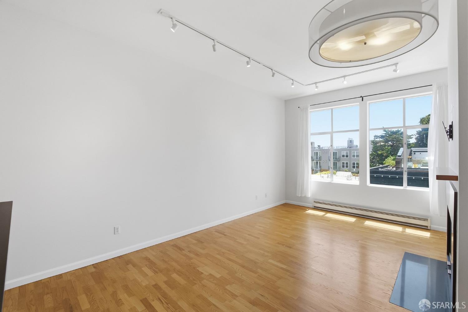 Photo #16: 426143684 Listing: Photo #16