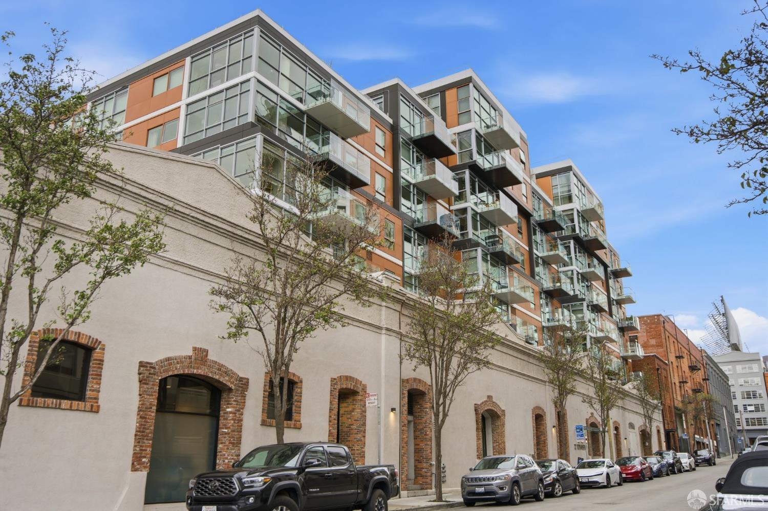72 Townsend Street # 402