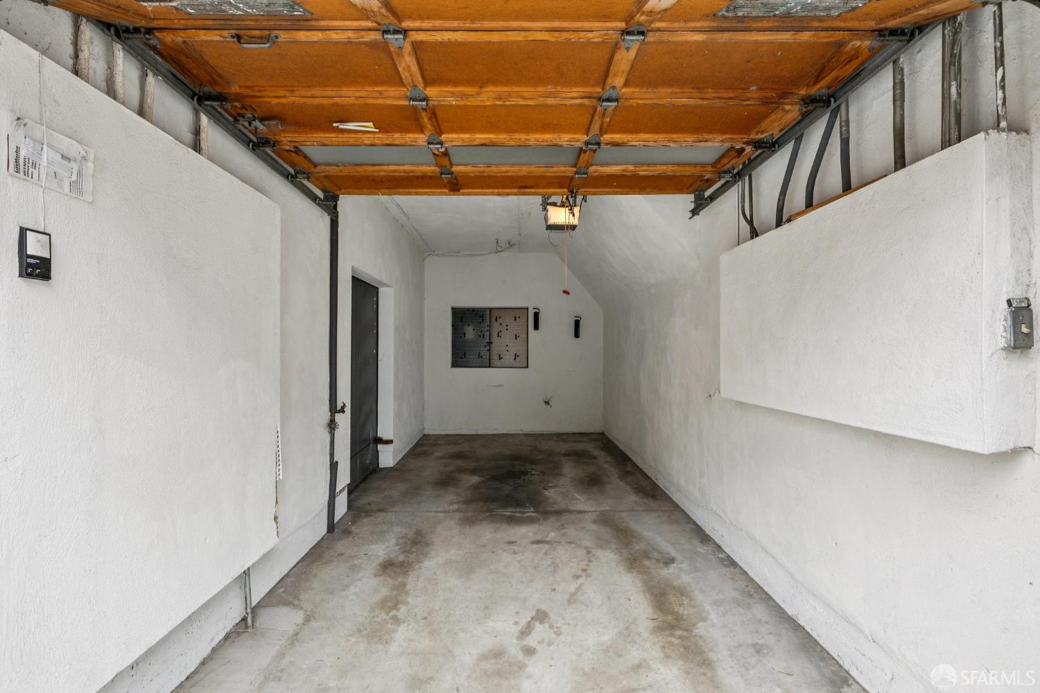 Photo #23: 426145171 Listing: Photo #23