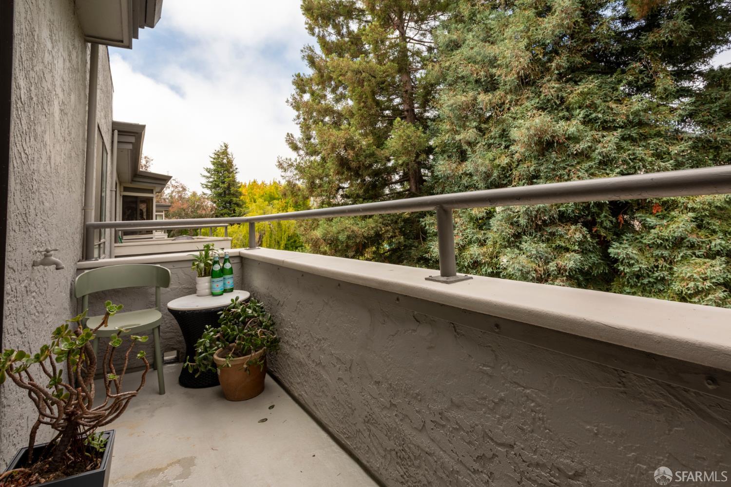 Photo #3: 426145547 Listing: Photo #3