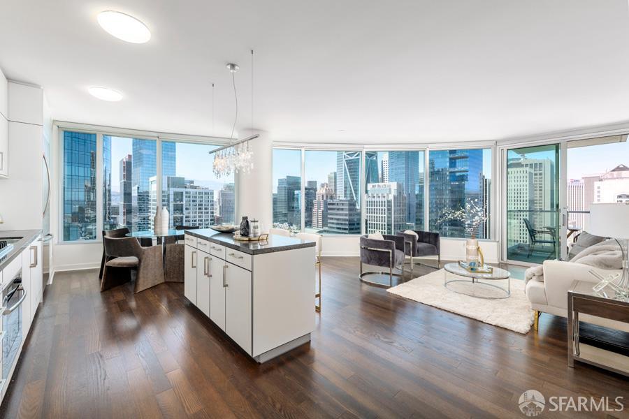 301 Main Street # 34G