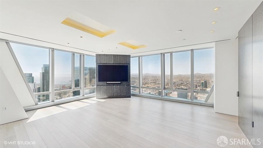 181 Fremont Street # 58D