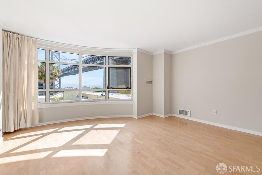 403 Main Street # 311N