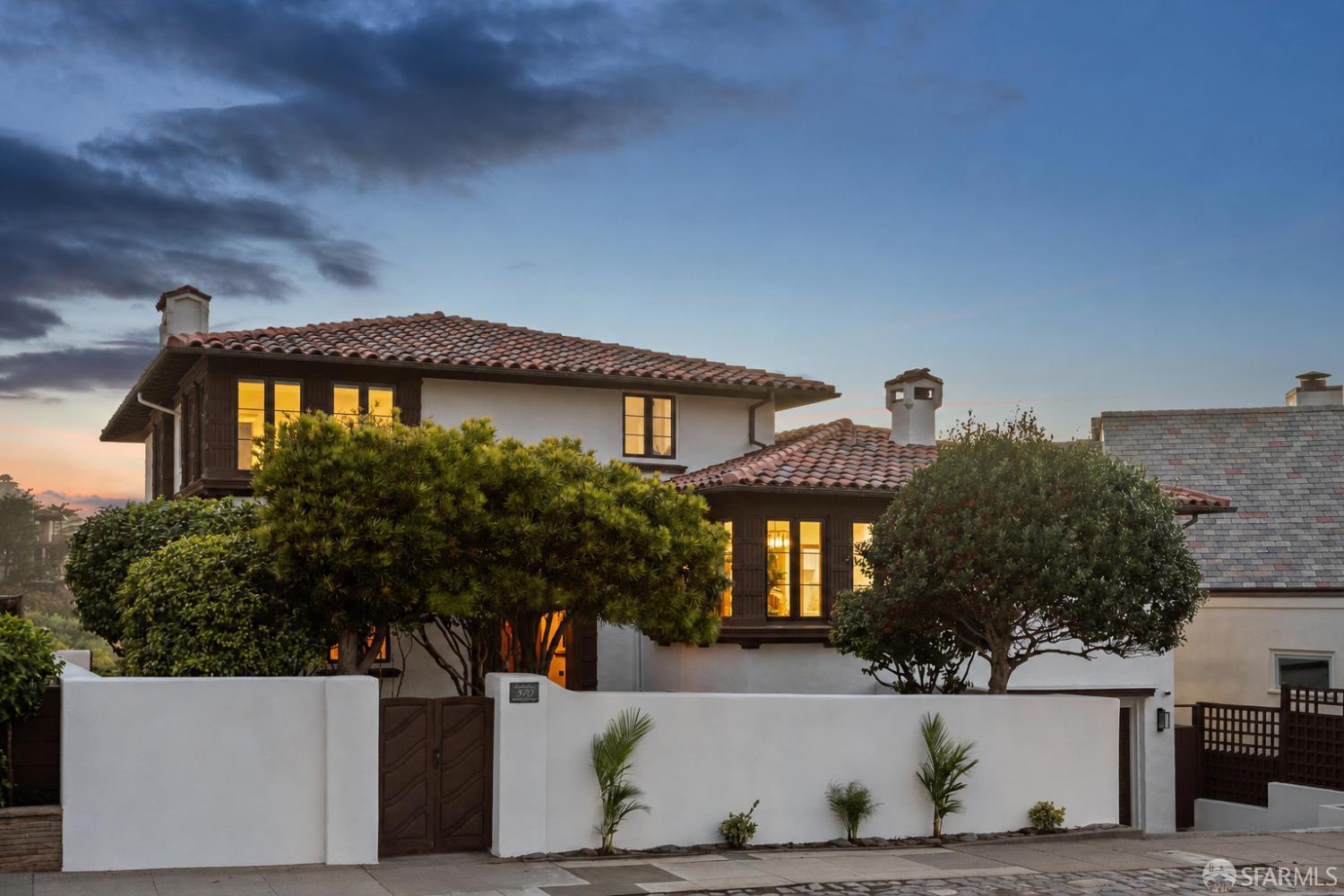570 El Camino Del Mar