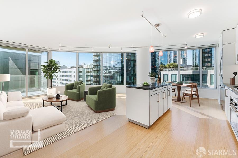 301 Main Street # 10F