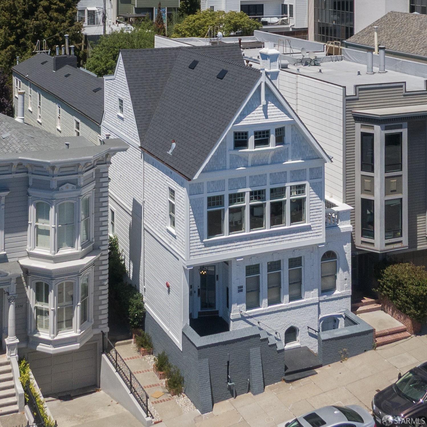2334 California Street