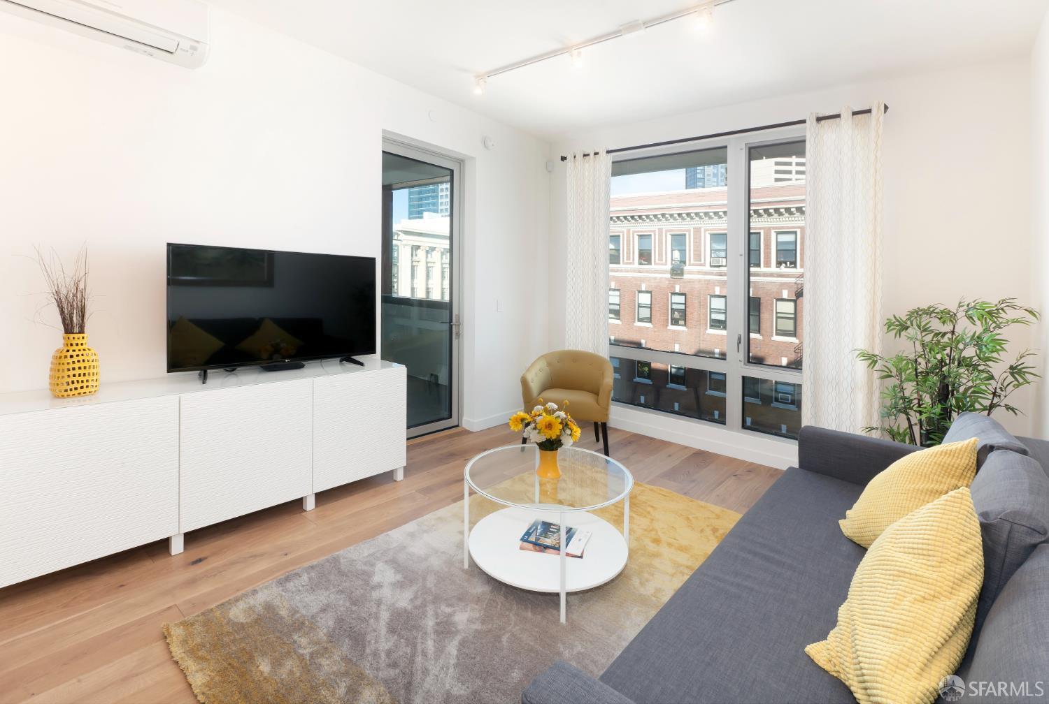 11 Franklin Street # 602